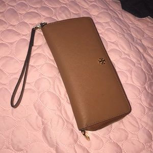 Tory Burch wallet